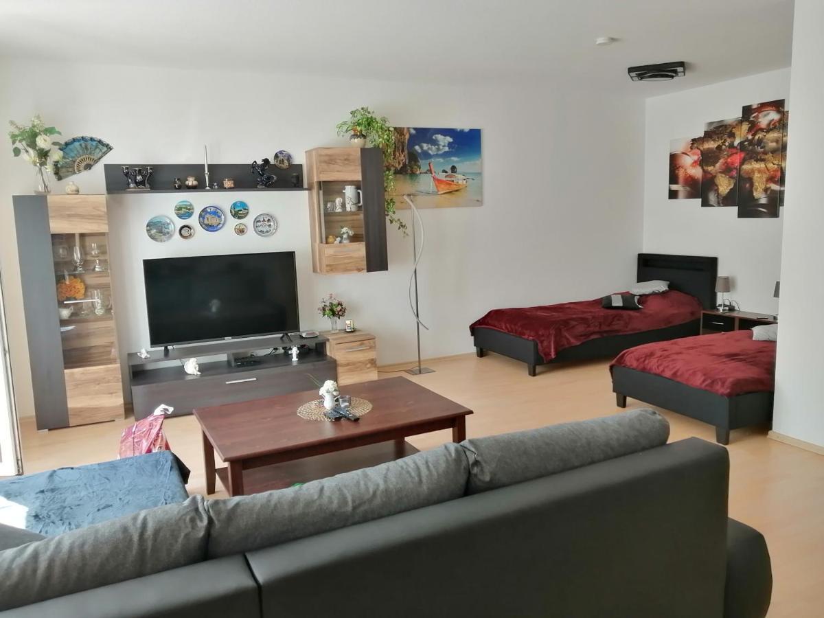 Apartment Paradies Öhringen Eksteriør billede