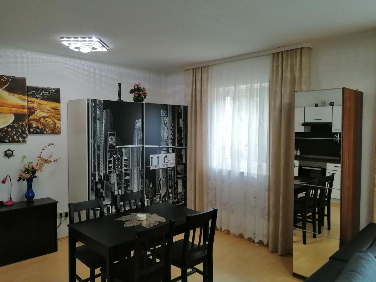 Apartment Paradies Öhringen Eksteriør billede